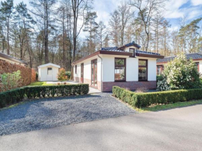 Гостиница Atmospheric wellness bungalow with a garden in natural area  Олдебрук 